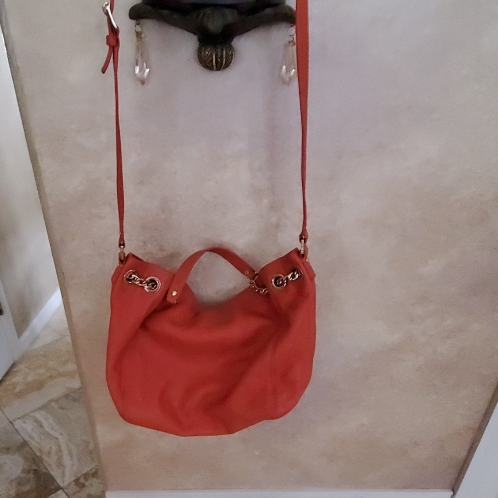Crossbody handbag